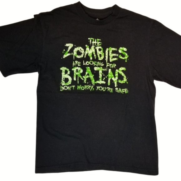 Other - Zombies Looking For Brains Funny Tshirt Size M